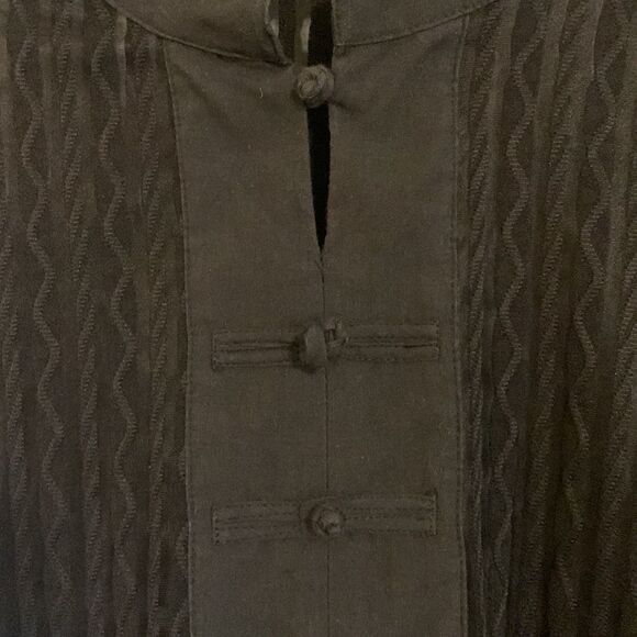 Roberts Lewis New York London and Paris Size XL black longsleeve sheer blouse - Picture 8 of 9